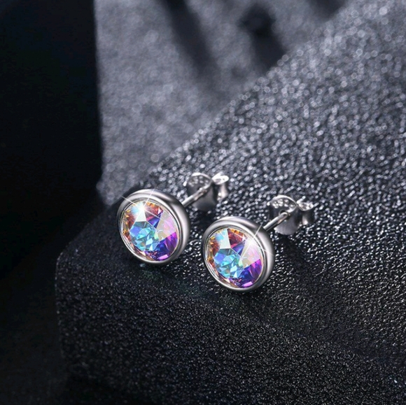 New!* Sterling Silver MultiC Crystal Stud Earrings - Picture 2 of 3